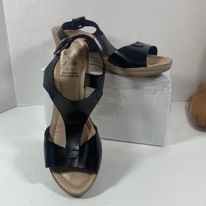 Leather Sandals Wedges T- Straps K.M.B  37 US 5.5